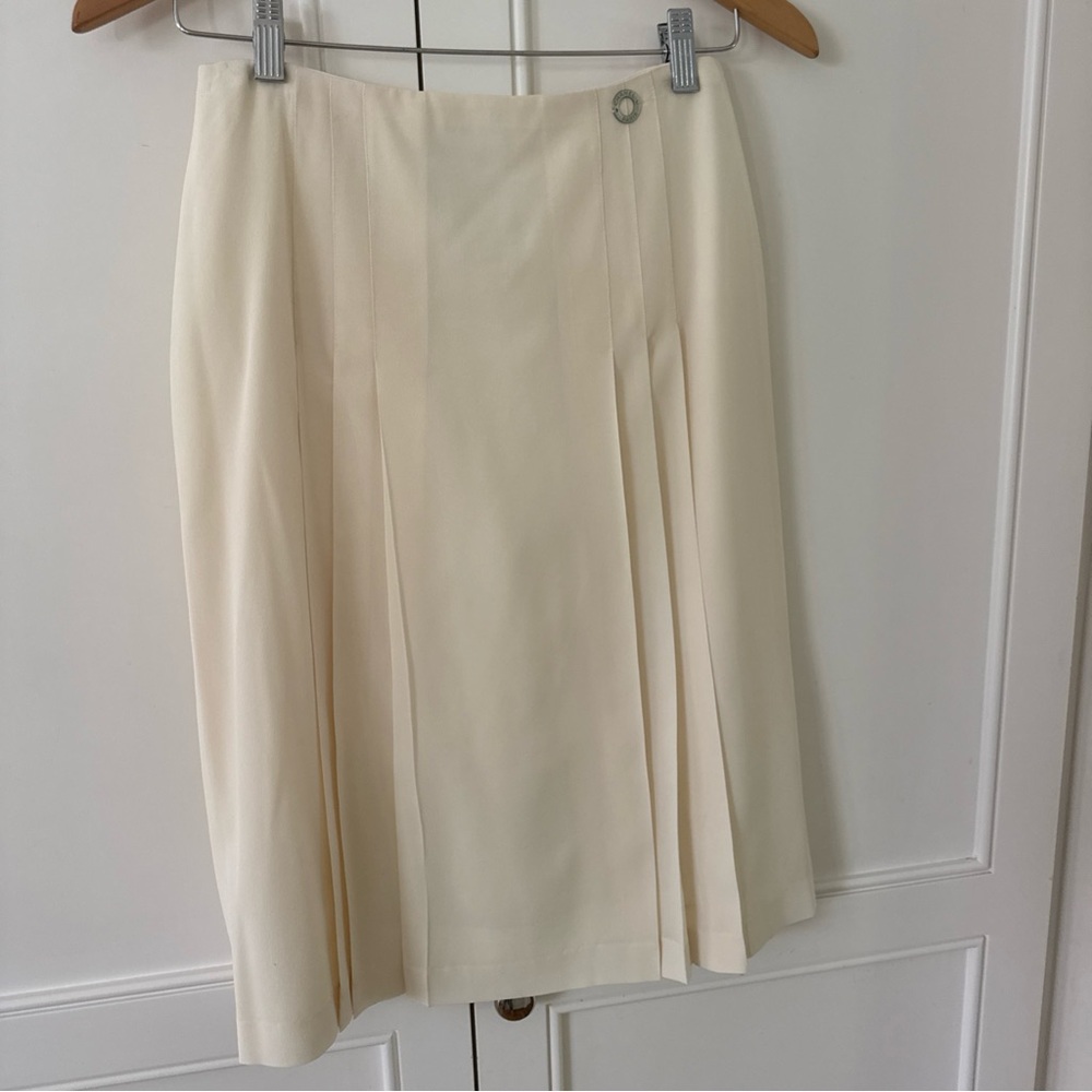 Authentic Chanel Mid-Length Skirt - Pristine! 36